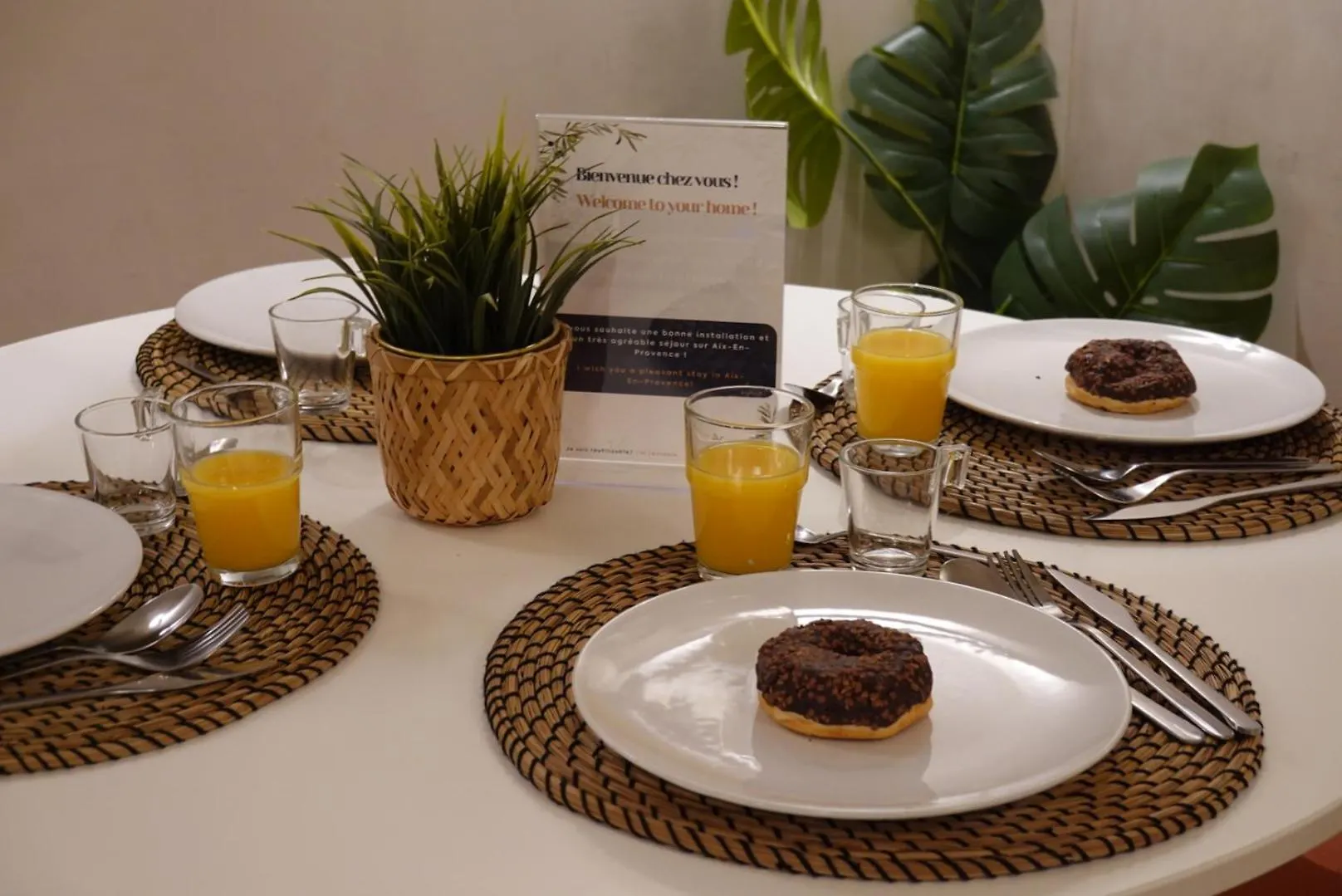 Lägenhet Studio Lumineux Avec Terrasse Aix-en-Provence